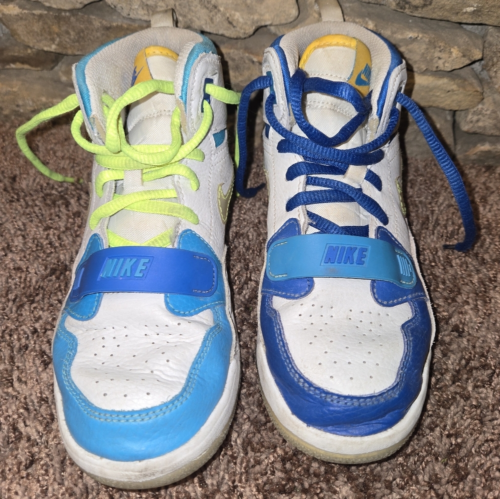 Nike Air Jordan Legacy 312 Fly Youth Size 2 Y White Blue CI4446-400